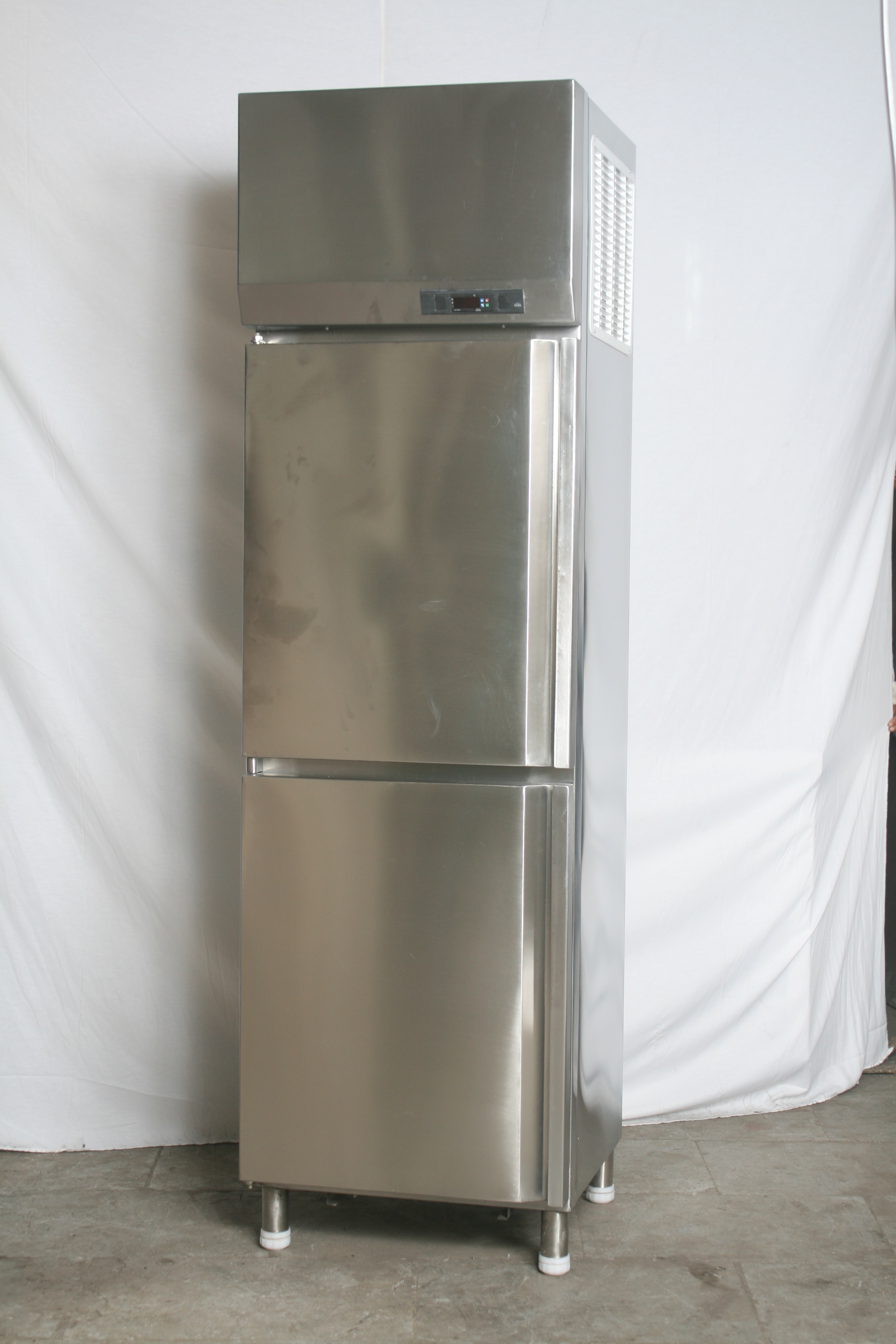 Refrigeration Equipments